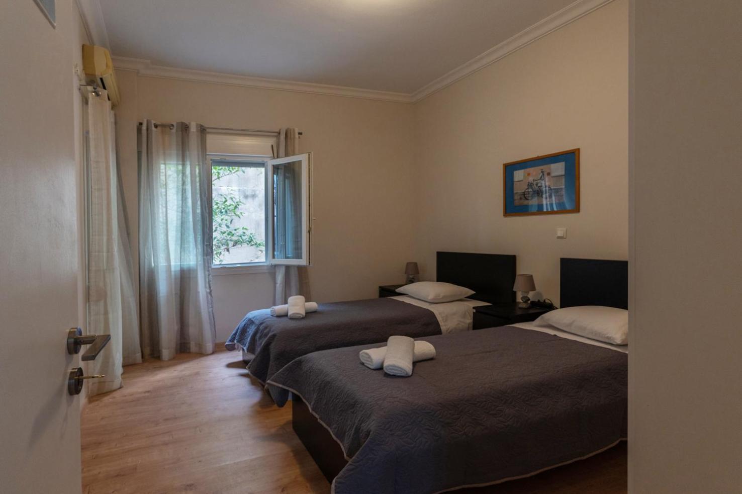 Entire Apt, 2 Bdrm, City Center Athén Kültér fotó