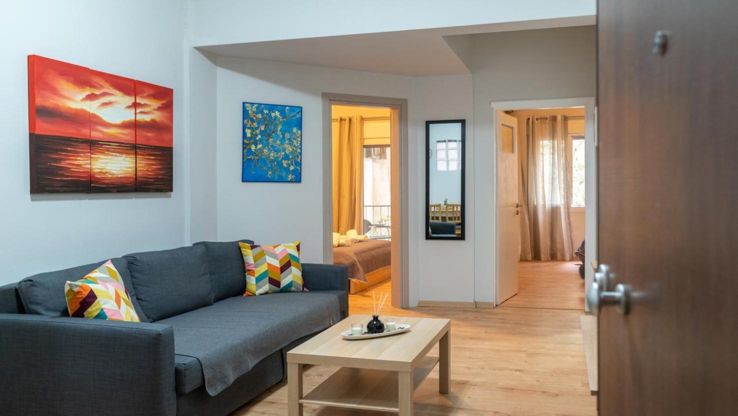 Entire Apt, 2 Bdrm, City Center Athén Kültér fotó